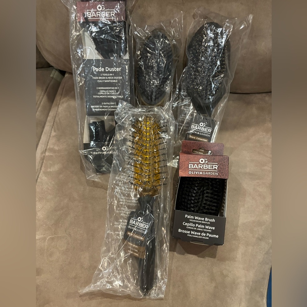 Olivia Garden Barber Wave collection brushes NWT
